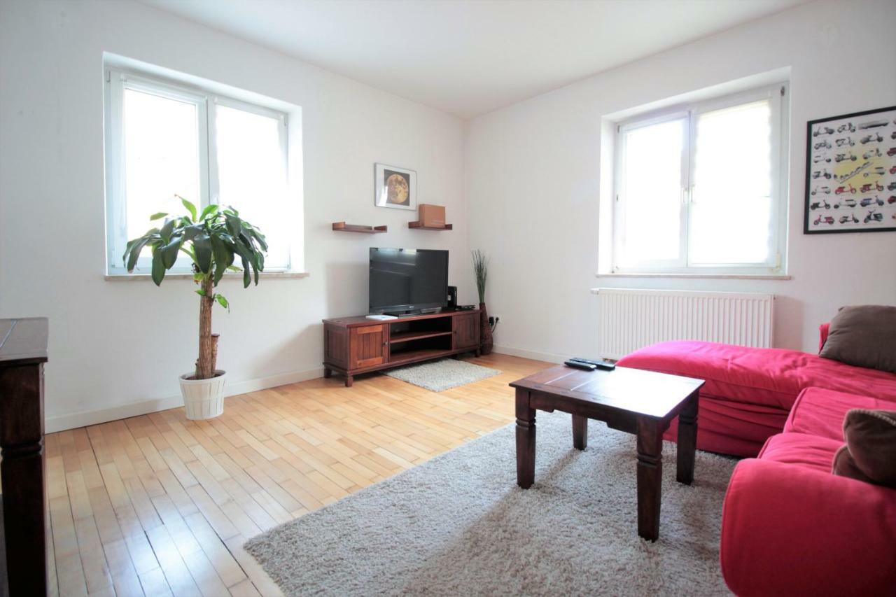 Charming 3-Bedroom Apartment With Parking Lot Würzburg Esterno foto