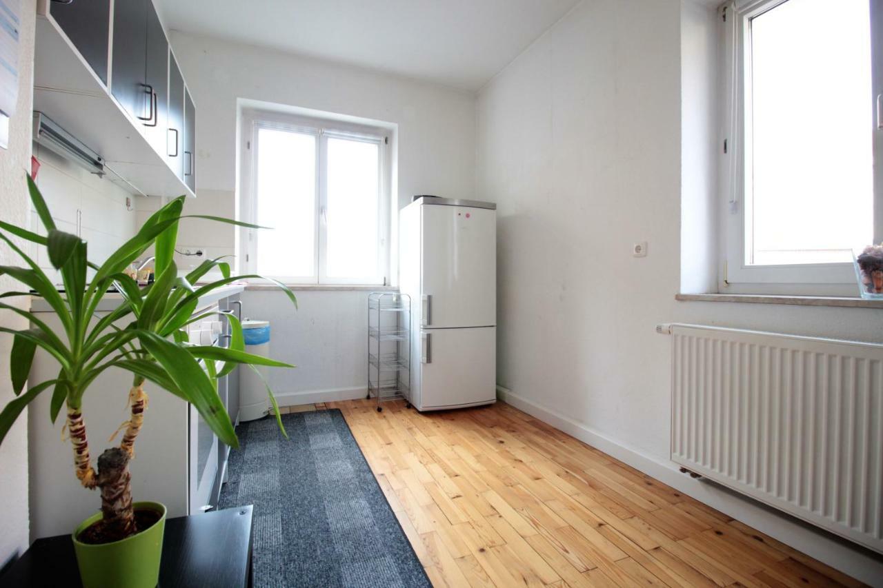 Charming 3-Bedroom Apartment With Parking Lot Würzburg Esterno foto