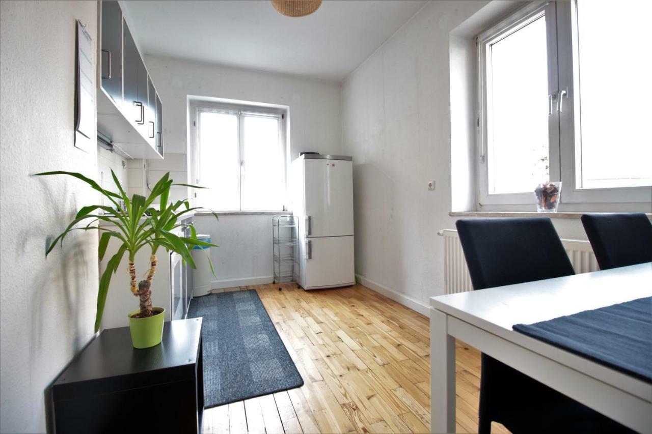 Charming 3-Bedroom Apartment With Parking Lot Würzburg Esterno foto