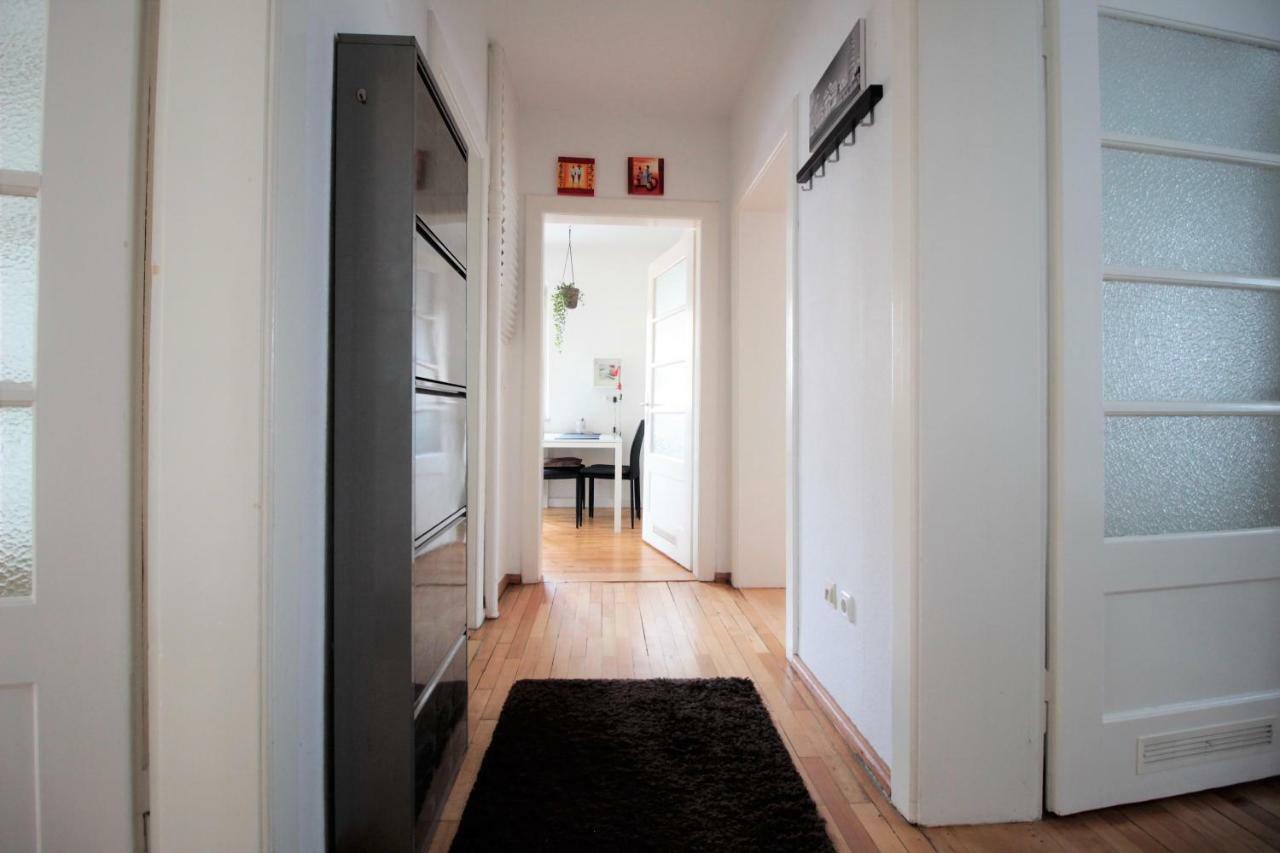Charming 3-Bedroom Apartment With Parking Lot Würzburg Esterno foto