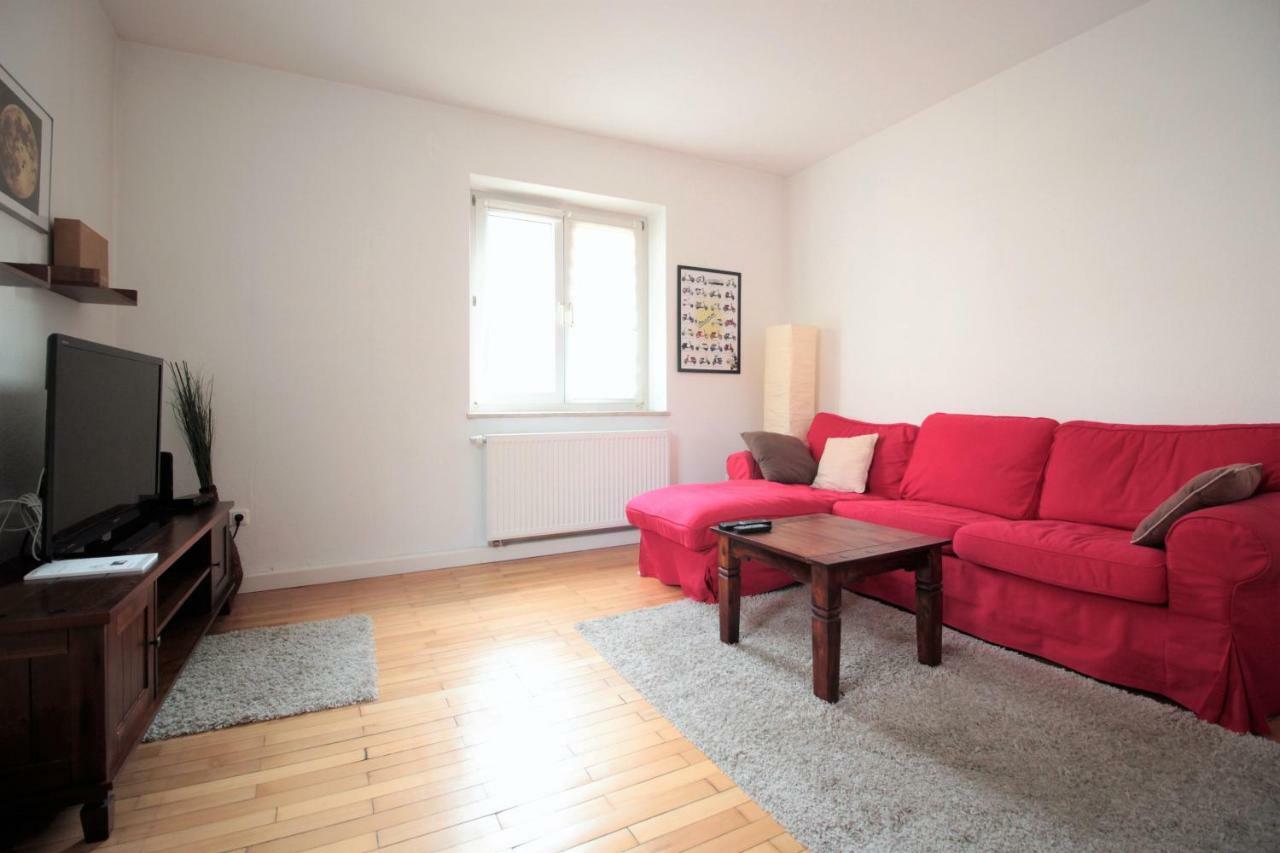 Charming 3-Bedroom Apartment With Parking Lot Würzburg Esterno foto